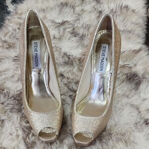 Steve Madden Glittering Gold Peep-Toe Heels